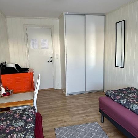 Bedroom In City Centre, No Shower Available オーレスン エクステリア 写真